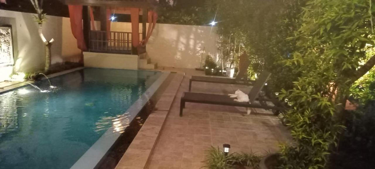 Rosseno Villa Yogyakarta Ngoại thất bức ảnh