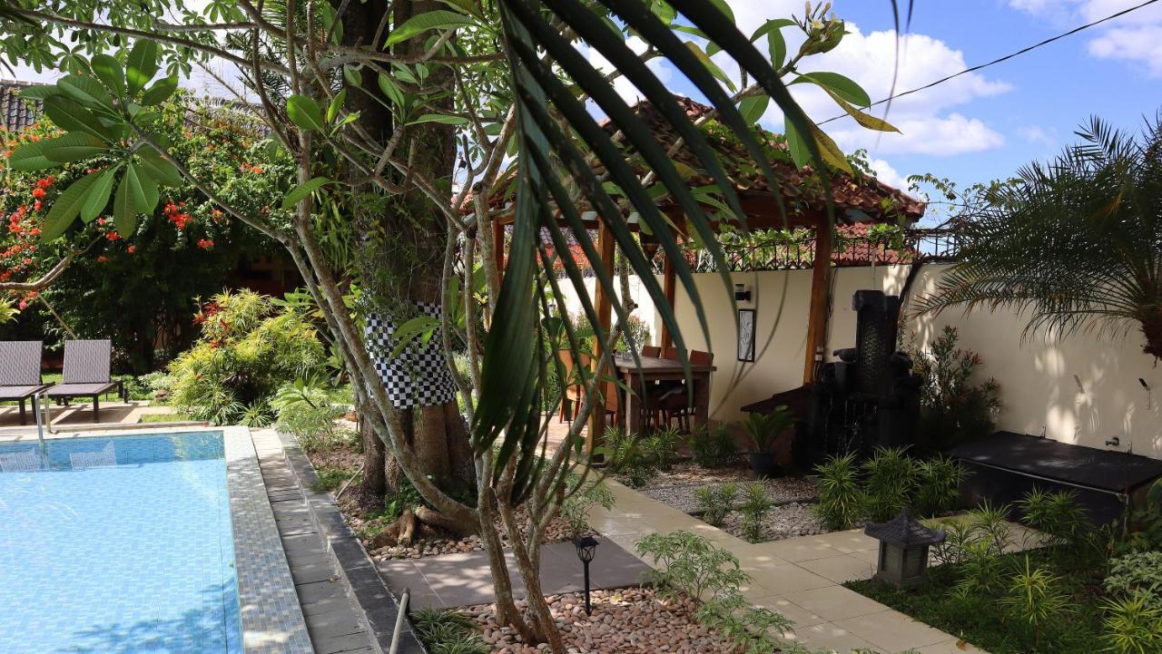 Rosseno Villa Yogyakarta Ngoại thất bức ảnh