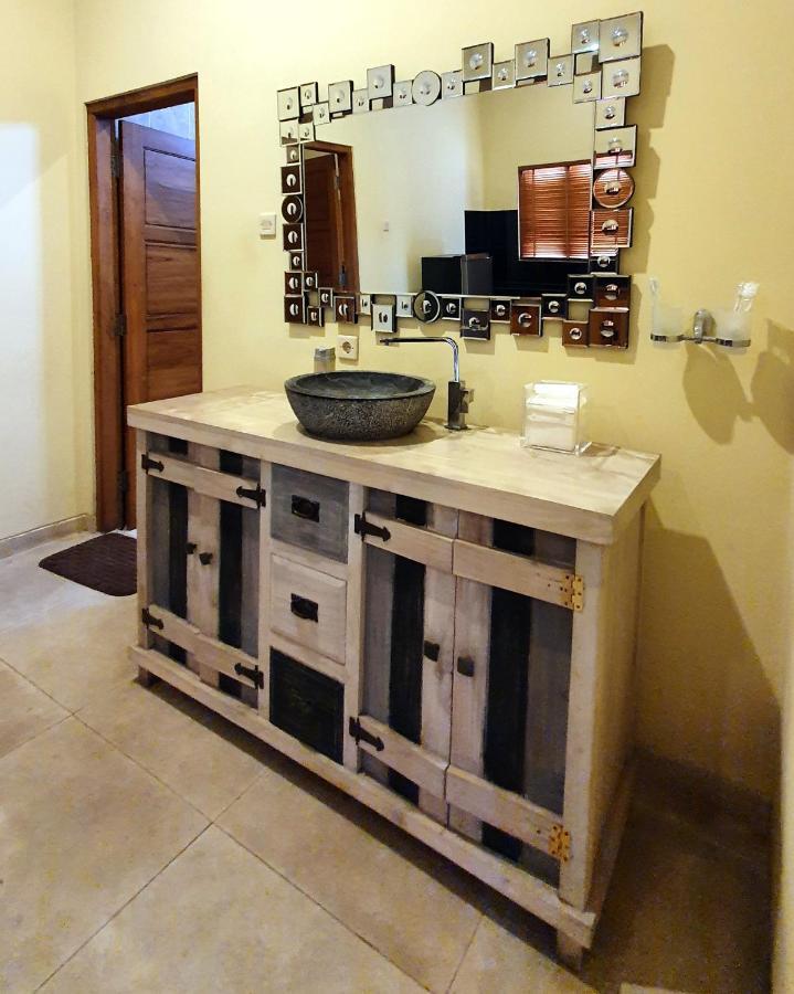 Rosseno Villa Yogyakarta Ngoại thất bức ảnh