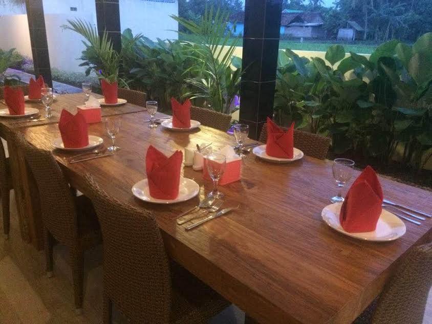 Rosseno Villa Yogyakarta Phòng bức ảnh