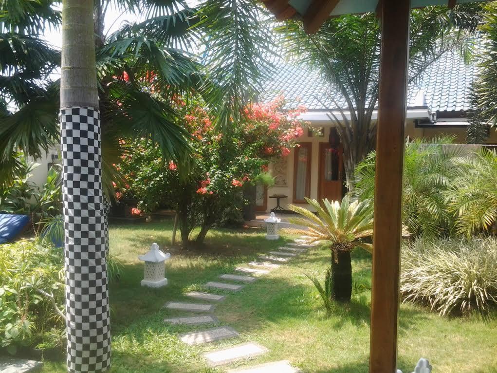 Rosseno Villa Yogyakarta Ngoại thất bức ảnh